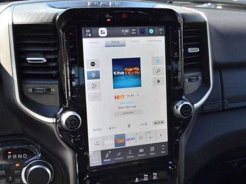 New 2026 RAM 1500 4x4 Crew Cab image 26