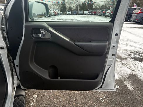 Used 2005 Nissan Pathfinder SE w/ (G01) SE Comfort Pkg image 13