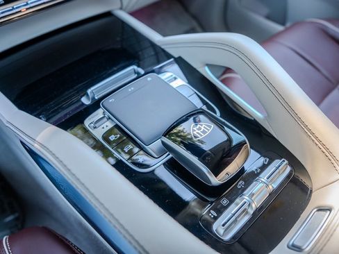 Used 2023 Mercedes-Benz Maybach GLS 600 4MATIC image 13