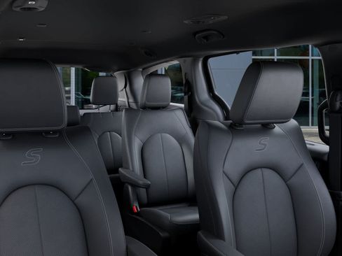 New 2026 Chrysler Pacifica Select w/ S Appearance Package FWD image 26