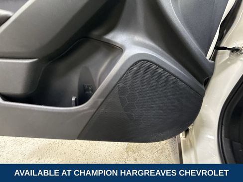 Used 2023 Subaru Crosstrek 2.0i Premium image 32