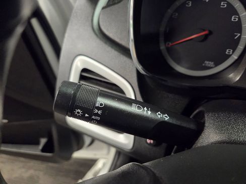 Used 2016 GMC Terrain SLE image 24