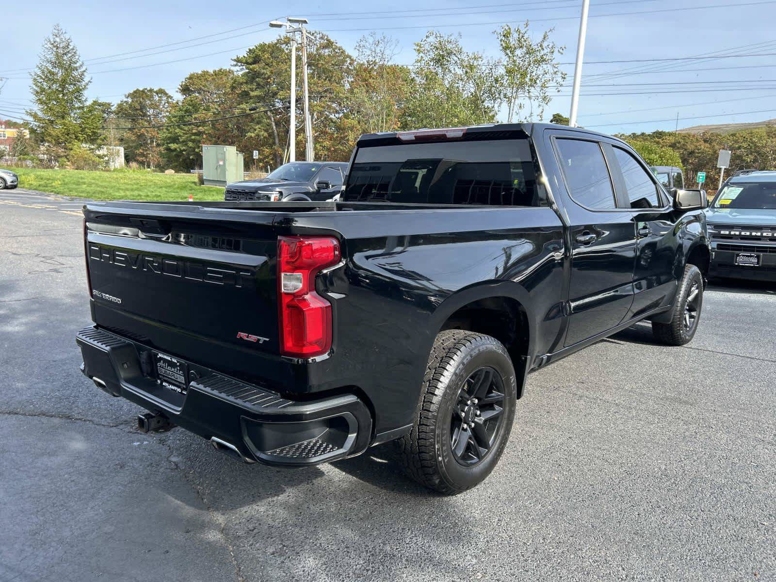 Used 2019 Chevrolet Silverado 1500 RST w/ Z71 Off-Road Package AWD/4WD image 3
