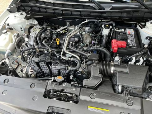 Used 2023 Nissan Altima 2.5 SL image 11