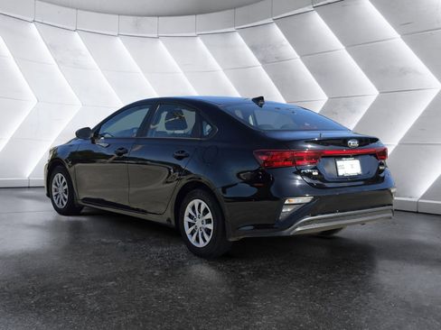 Used 2021 Kia Forte Sedan FWD image 5