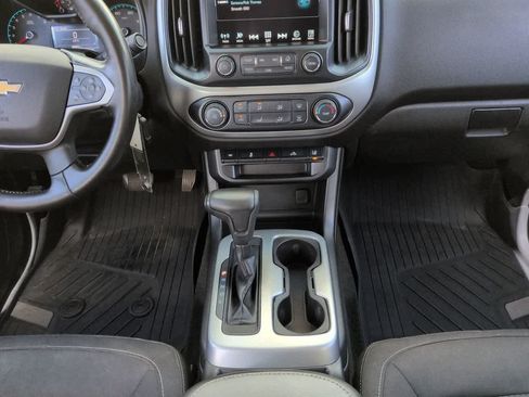 Used 2018 Chevrolet Colorado LT w/ Redline Special Edition RWD image 18