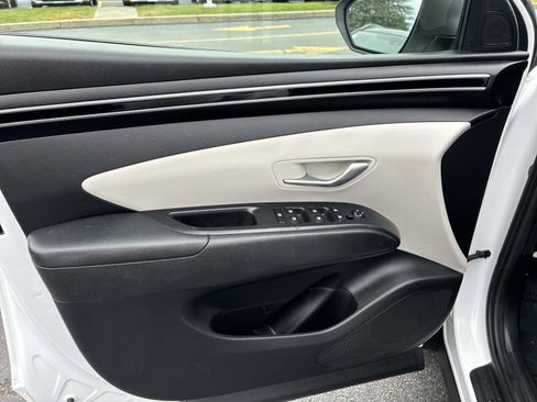Used 2022 Hyundai Tucson SEL w/ Cargo Package AWD/4WD image 20