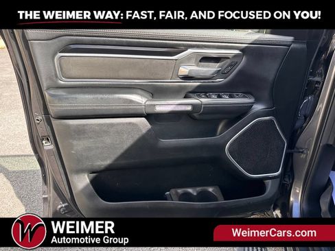 Used 2019 RAM 1500 Laramie AWD/4WD image 9