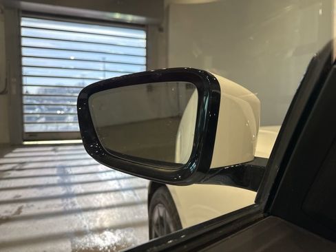 Used 2023 BMW i4 eDrive35 w/ Premium Package image 15