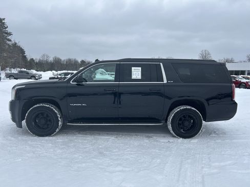Used 2015 GMC Yukon XL SLE image 7