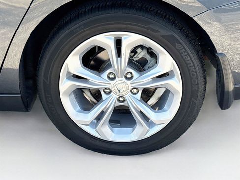 Certified 2024 Honda Accord LX image 29