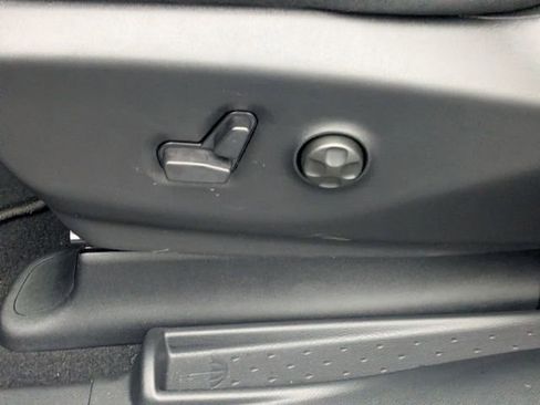 New 2026 Chrysler Pacifica Select w/ S Appearance Package FWD image 13