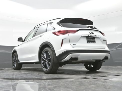New 2025 INFINITI QX50 Sport image 27