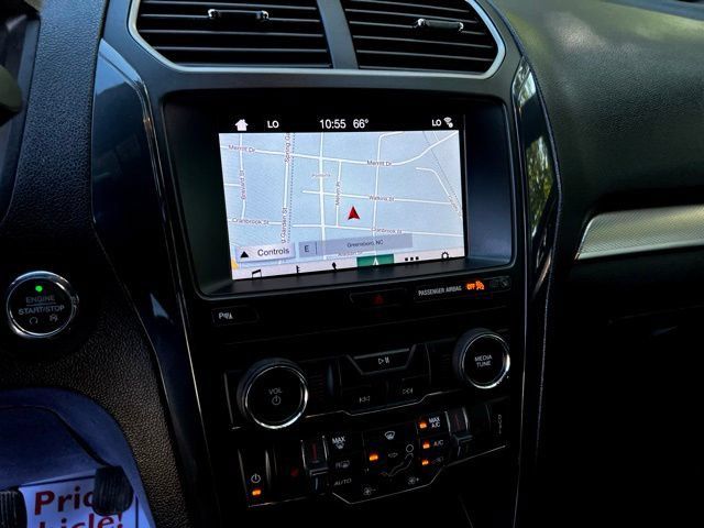 Used 2019 Ford Explorer XLT w/ Equipment Group 202A AWD/4WD image 47