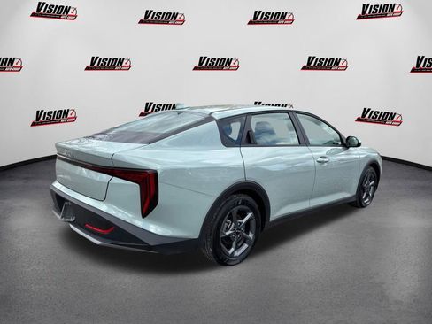 Used 2025 Kia K4 LXS image 5