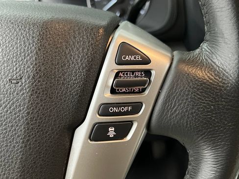 Used 2024 Nissan Titan SV w/ SV Convenience Package AWD/4WD image 46