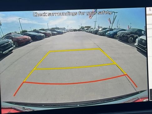 Used 2024 Kia Seltos EX FWD image 25