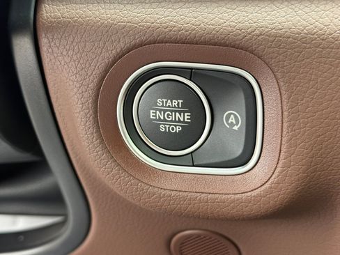 New 2026 Mercedes-Benz GLS 450 4MATIC image 22