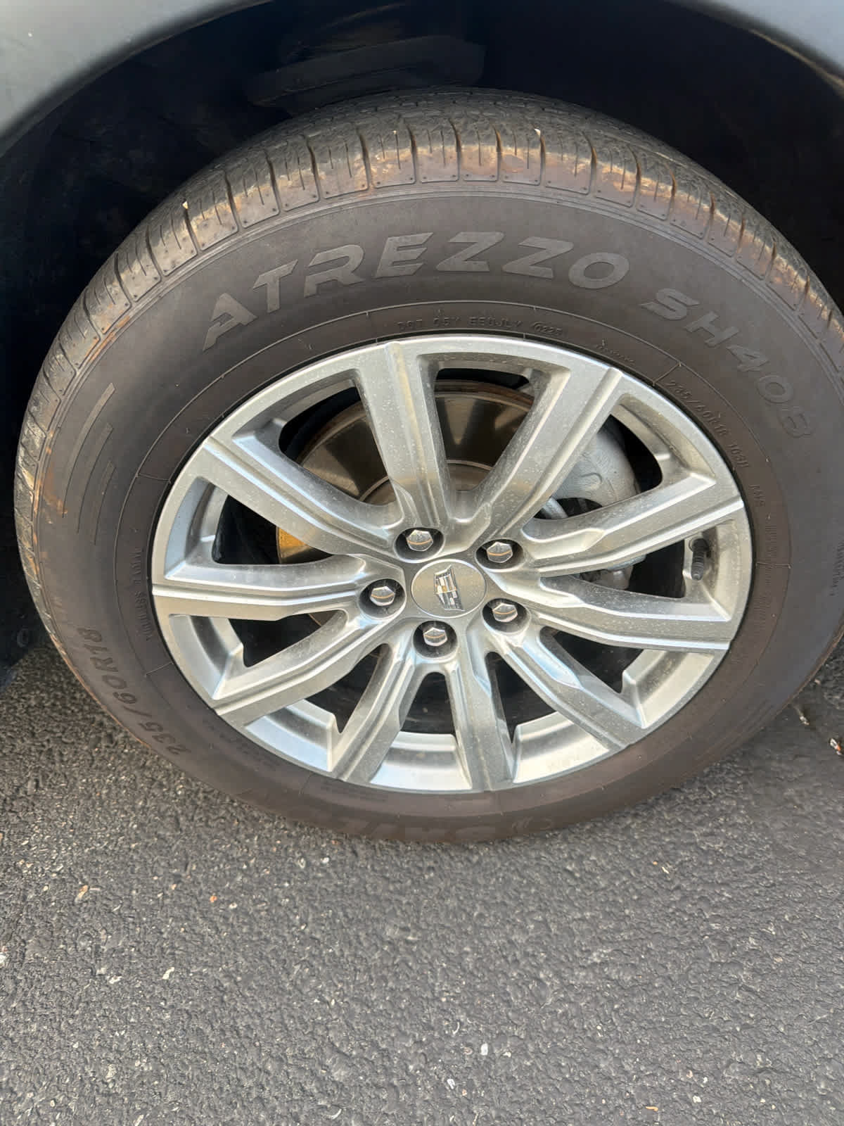Used 2023 Cadillac XT4 Premium Luxury AWD/4WD image 3