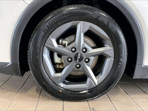 Used 2025 Kia K4 FWD image 30
