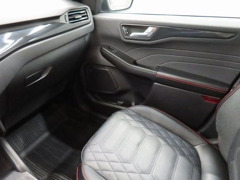 Used 2023 Ford Escape ST-Line Elite w/ Premium Technology Package image 29