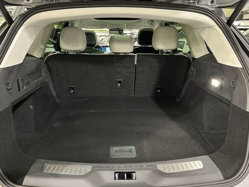 Used 2026 Lincoln Nautilus Premier w/ Equipment Group 102A image 28