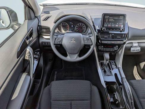 New 2026 Mitsubishi Eclipse Cross LE AWD/4WD image 15