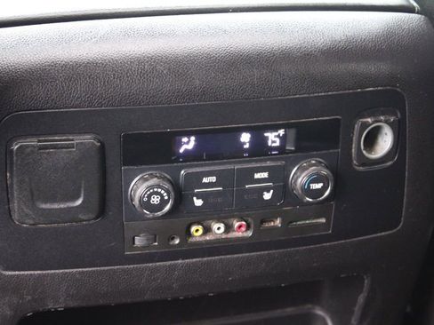 Used 2016 Chevrolet Tahoe LT image 29