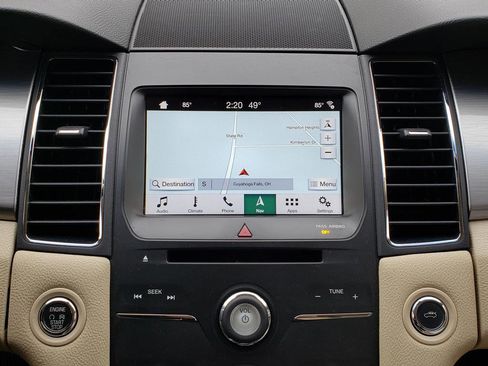 Used 2018 Ford Taurus SEL w/ Equipment Group 201A image 21