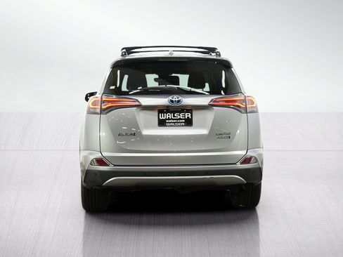 Used 2017 Toyota RAV4 Limited AWD/4WD image 4