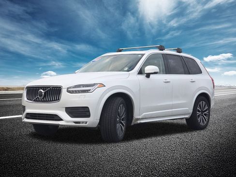 Used 2022 Volvo XC90 T5 Momentum w/ Advanced Package image 17