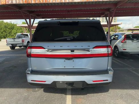 Used 2020 Lincoln Navigator L Black Label w/ Cargo Convenience Package image 3