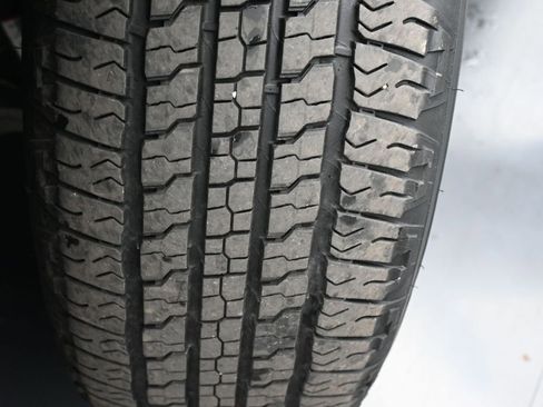 Used 2023 RAM 1500 Big Horn AWD/4WD image 17