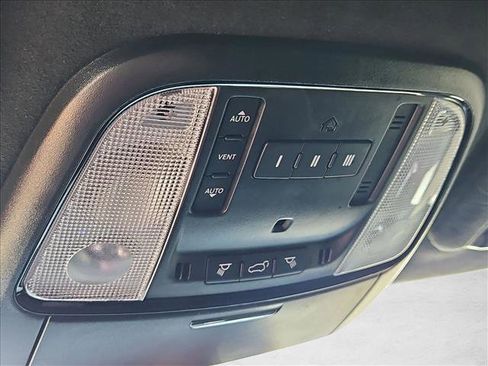 Used 2022 Dodge Durango Citadel image 22