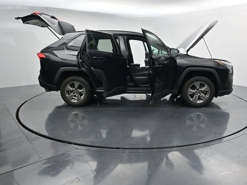 Used 2024 Toyota RAV4 XLE AWD/4WD image 27