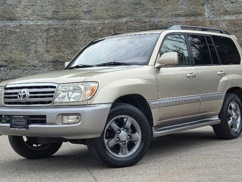 Used 2006 Toyota Land Cruiser image 4