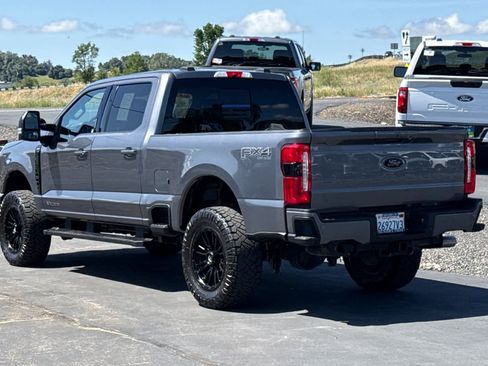 Used 2023 Ford F250 Lariat w/ Lariat Ultimate Package AWD/4WD image 6