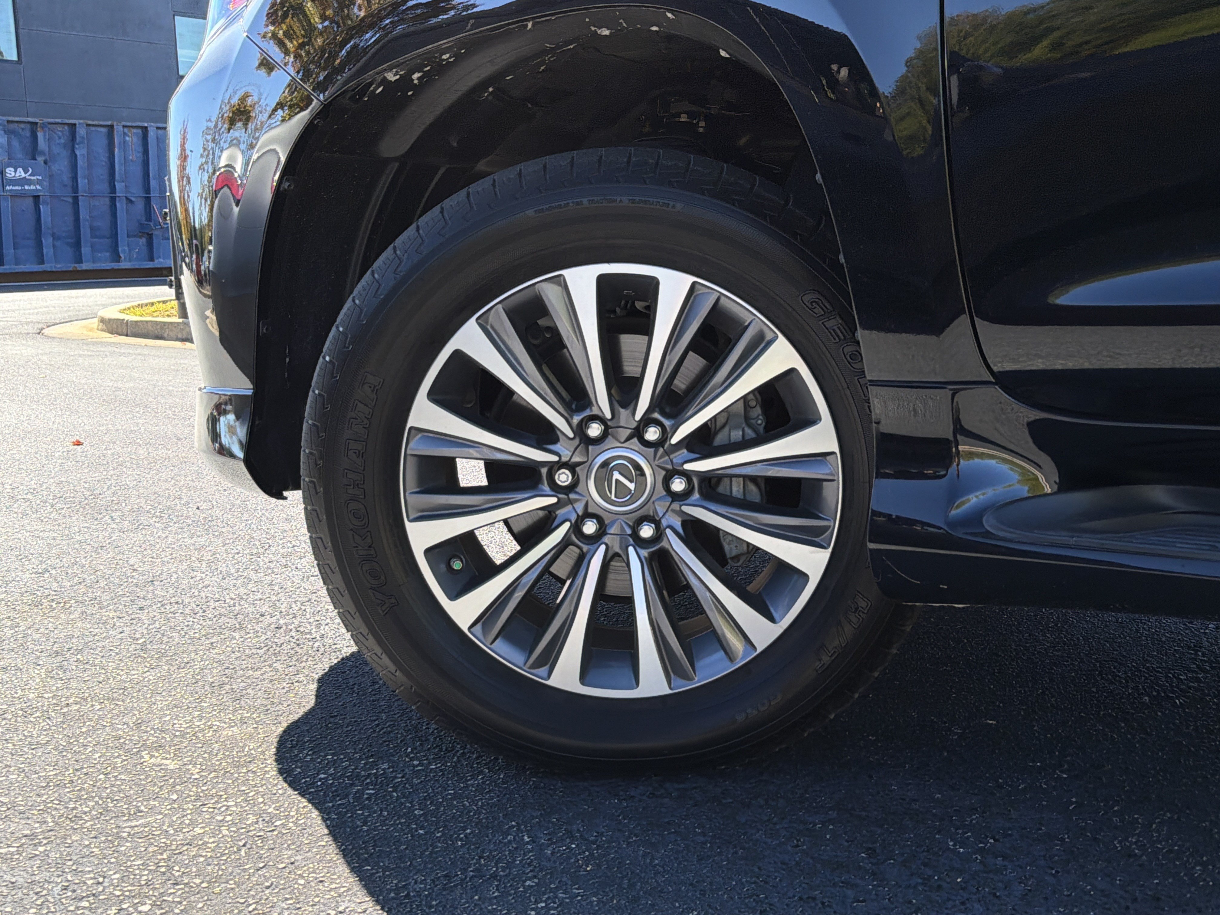 Used 2022 Lexus GX 460 Luxury w/ Off Road Package AWD/4WD image 14