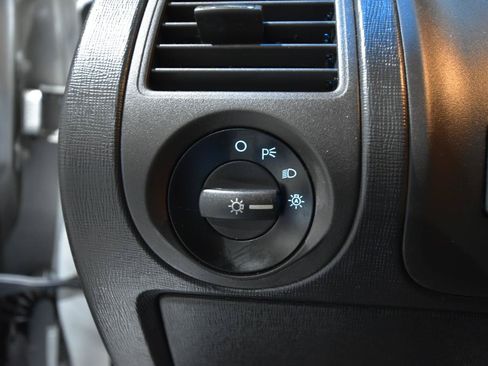 Used 2018 Ford Flex SE FWD image 9