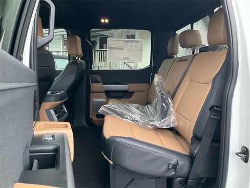 New 2026 Ford F250 Lariat w/ Chrome Package image 14