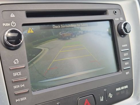Used 2015 GMC Acadia SLT w/ Open Road Package FWD image 30