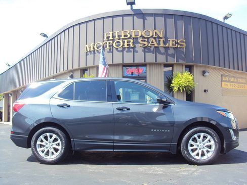 Used 2018 Chevrolet Equinox LT FWD image 1