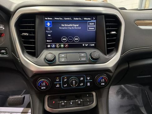 Used 2021 GMC Acadia SLE w/ Elevation Edition AWD/4WD image 16