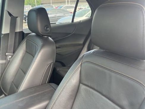 Used 2020 Chevrolet Equinox Premier w/ Premier Redline Edition image 10