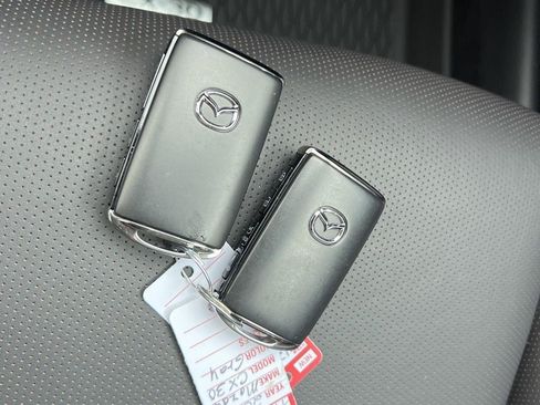 Used 2025 MAZDA CX-30 2.5 Turbo w/ Premium Package image 9