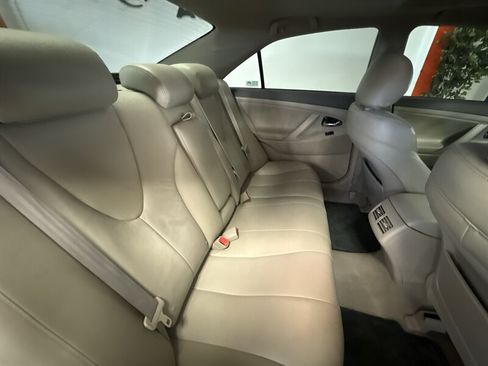 Used 2009 Toyota Camry Hybrid FWD image 25