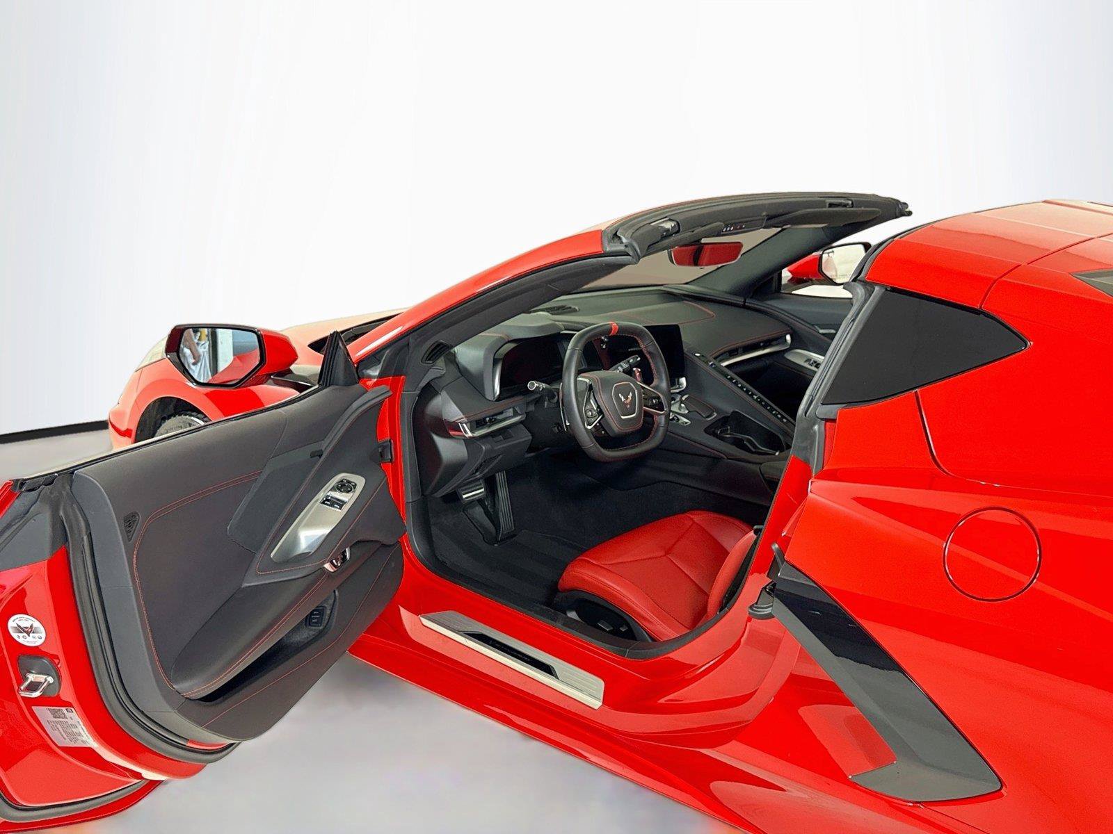 Used 2025 Chevrolet Corvette Stingray Coupe w/ 1LT RWD image 11