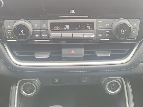 Used 2025 Toyota Grand Highlander AWD Hybrid image 22