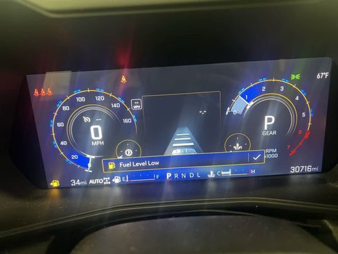 Used 2024 Chevrolet Colorado Trail Boss w/ Technology Package image 21