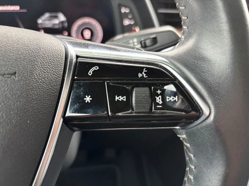 Used 2019 Audi A6 3.0T Premium Plus w/ Premium Plus Package image 18